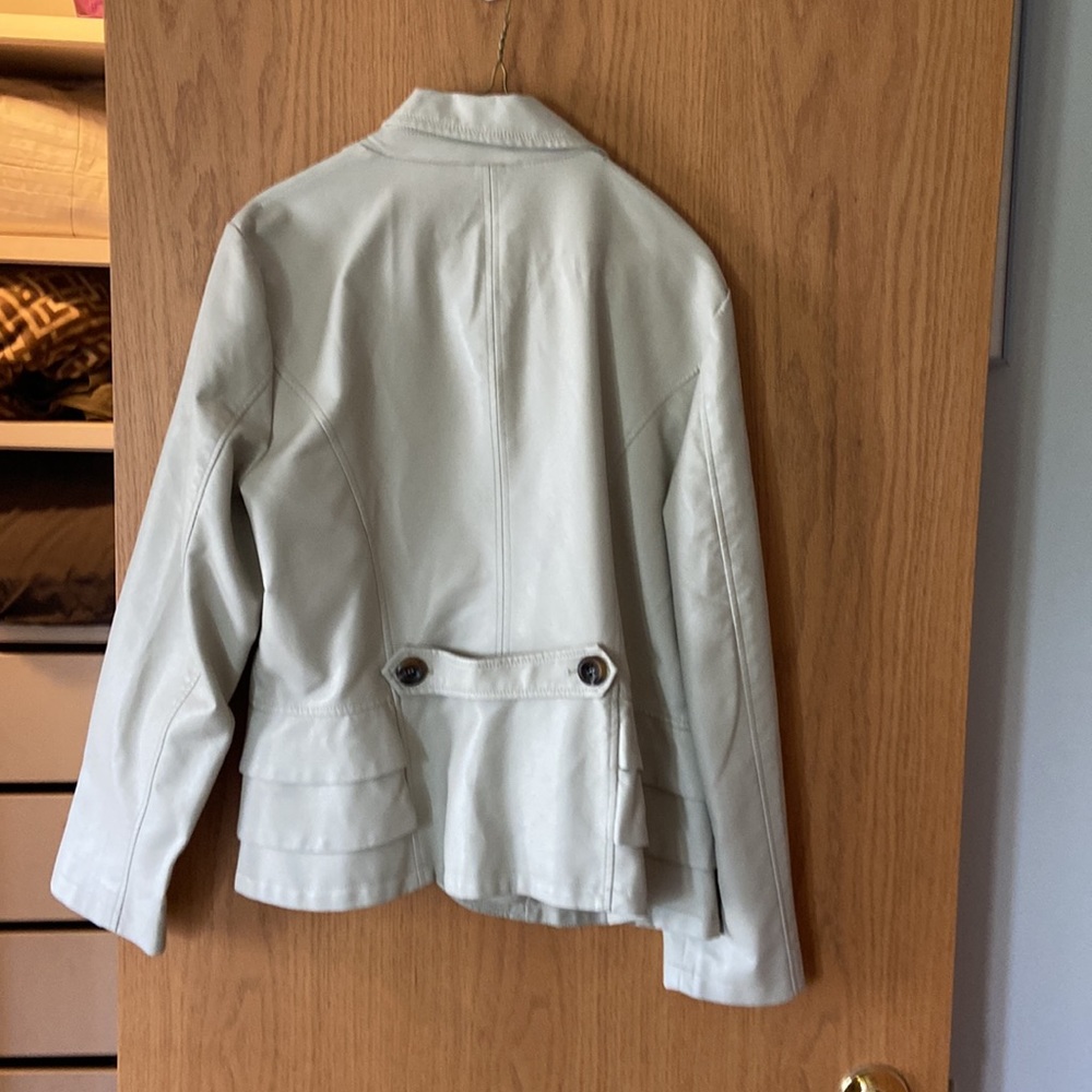Womens Jacket - Picture 2 of 2